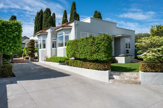 Classic elegance meets Village convenience