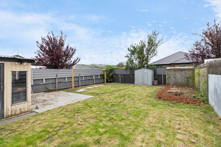 32 Wildberry Street Woolston_12