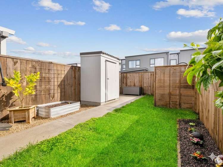 17 Ian Morrison Road Hobsonville_13