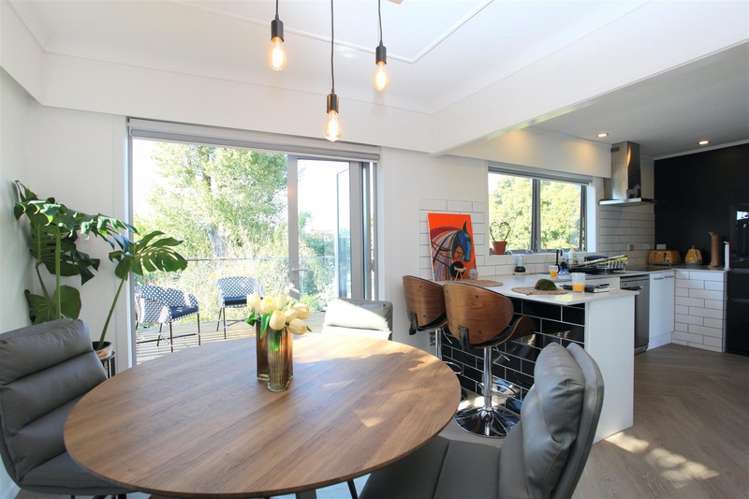 23 Glenfern Road Mellons Bay_10