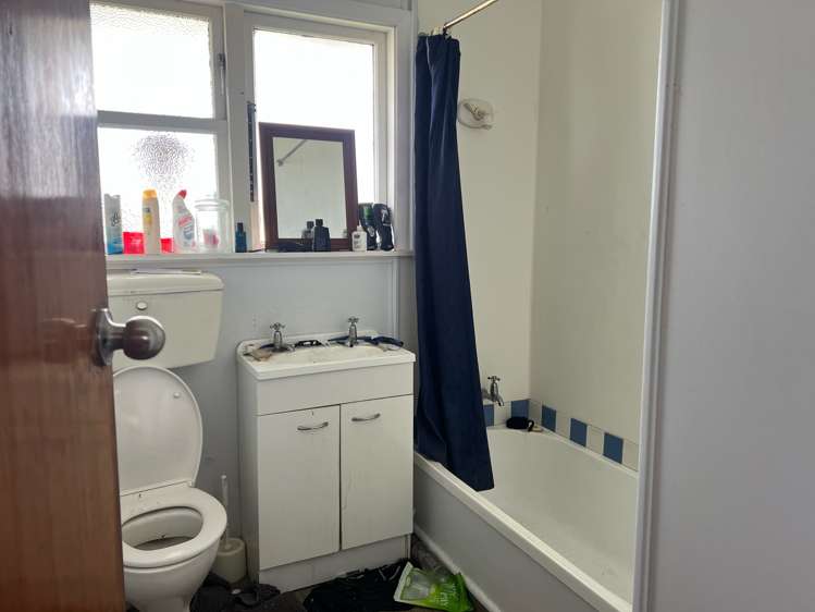 11 Carisbrooke Street Aranui_9