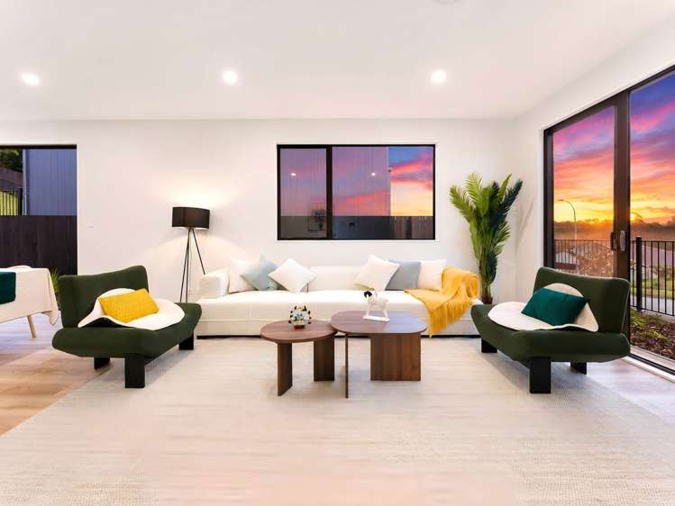 242B West Hoe Heights_2