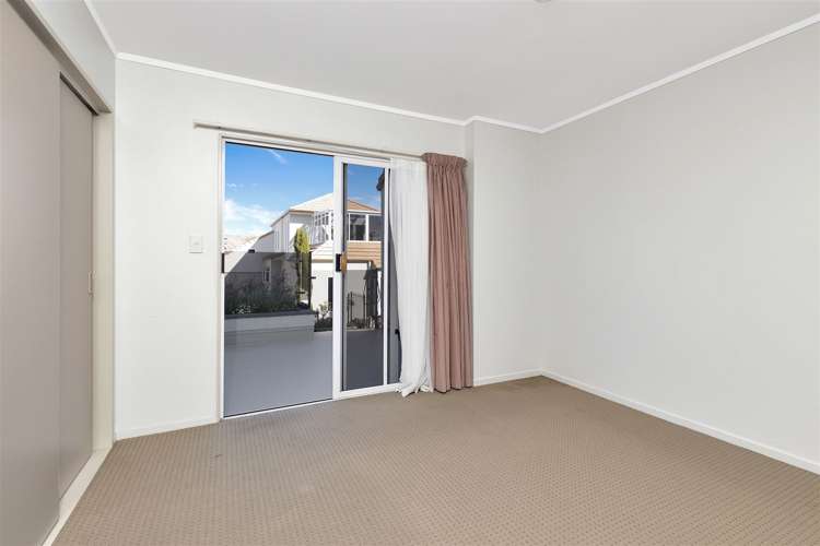 2/20 Up Francis Street Blenheim Central_15
