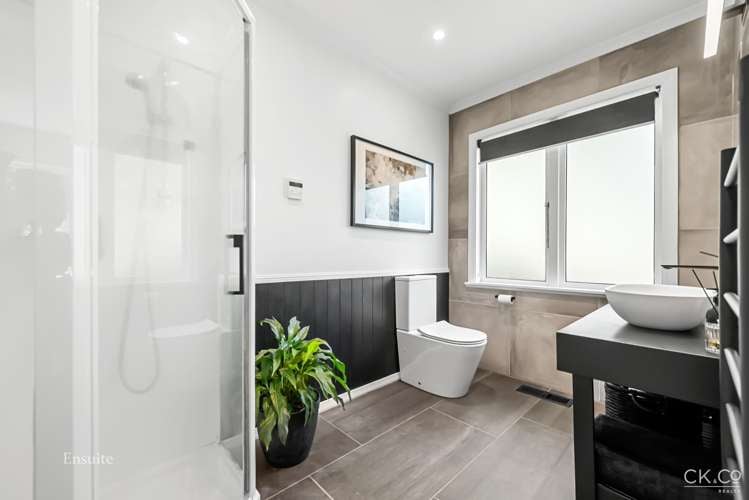 74 Elmslie Road Pinehaven_11