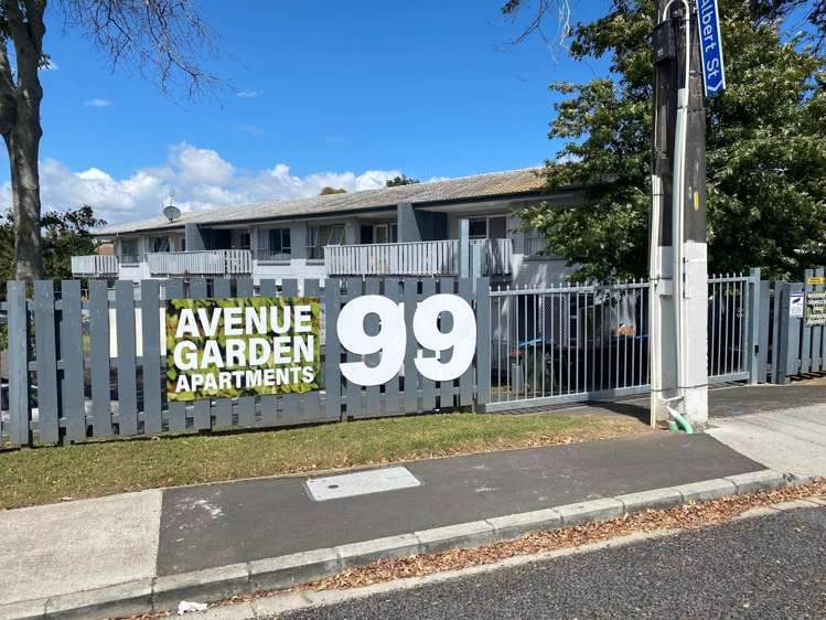 1/99 Avenue Road_0