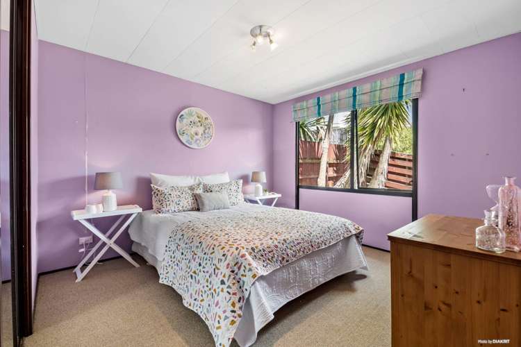 2/668 Beach Road Browns Bay_14