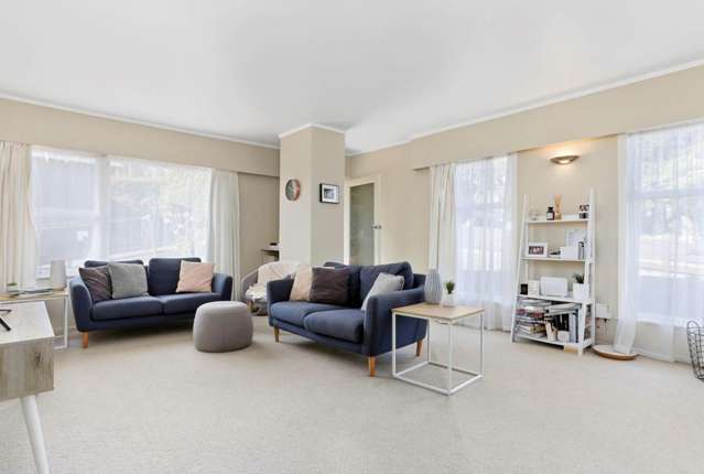 1/15 Bank Street Mount Eden_1