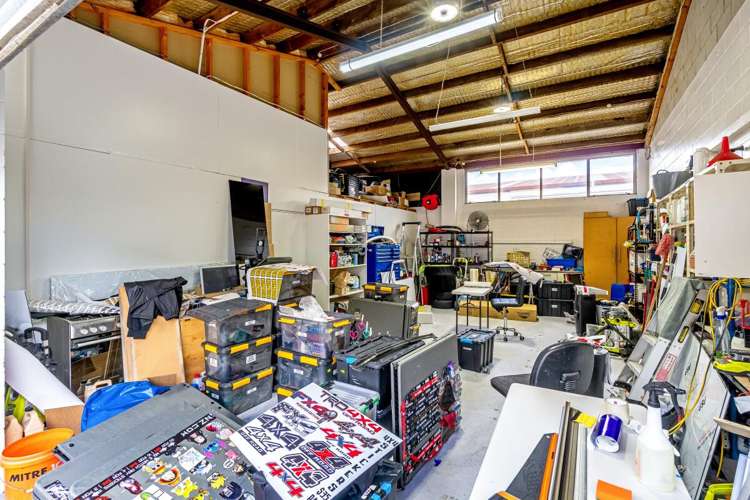 184A & 186 McLeod Road Te Atatu South_10