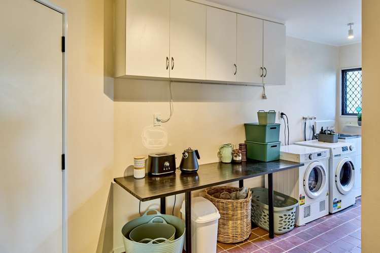 1 The Top Gallant Whitby_16