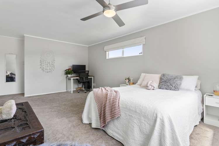 6 Mallard Place Unsworth Heights_10