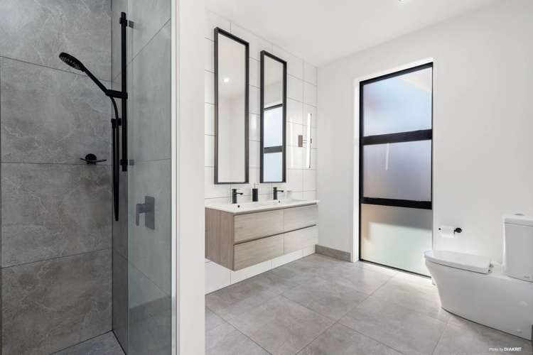 18 Niccone Place Bombay_10