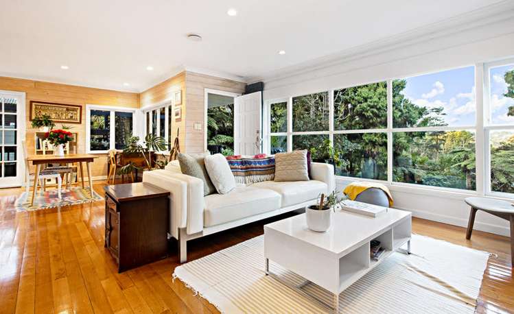 8 Sylvan Valley Avenue Titirangi_2