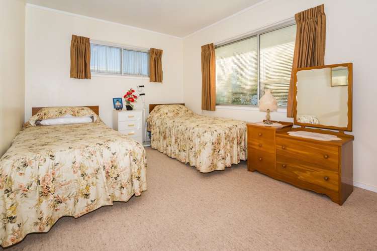 1/4 Tui Glen Road Birkenhead_12