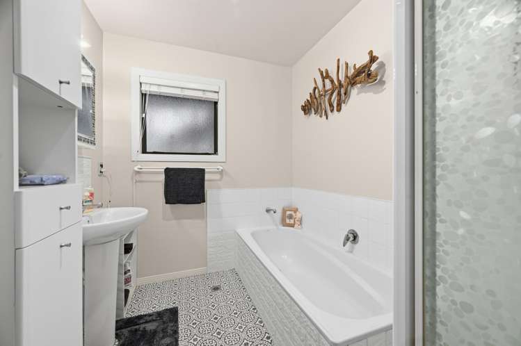 9 Unsworth Road Hamurana_16