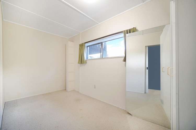 2/31a Salisbury Road Birkdale_13