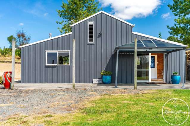 Heritage barn/Lifestyle property