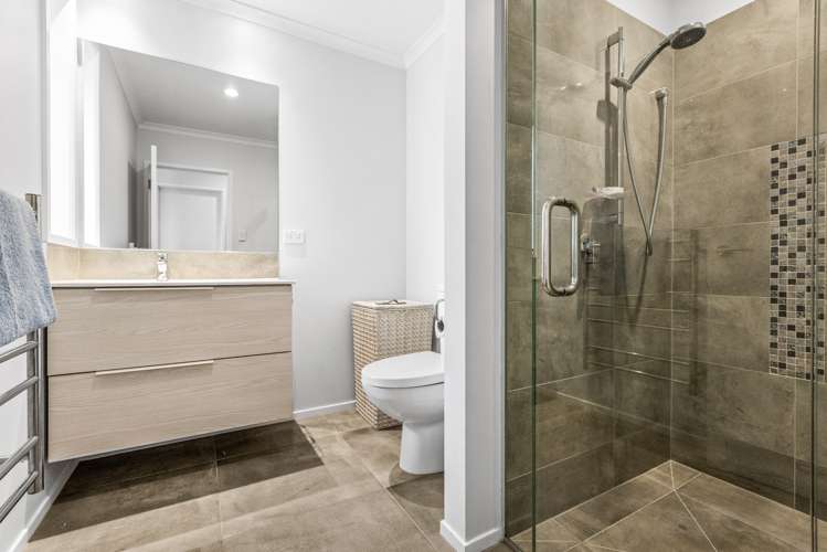 1240b Louie Street Parkvale_9