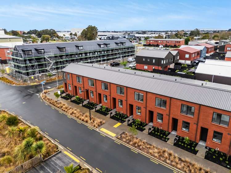33 Raukohehohe Road Manukau_17