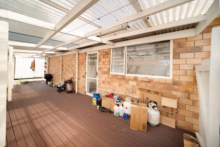 11 Naylors Drive Mangere_13