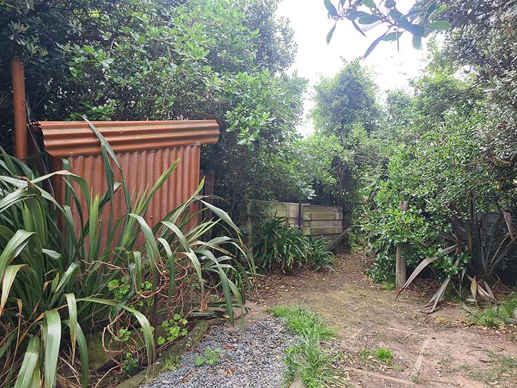 87 Whangaimoana Beach Road Pirinoa_14