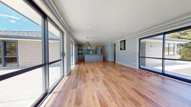 16 Cracroft Drive 1222_4