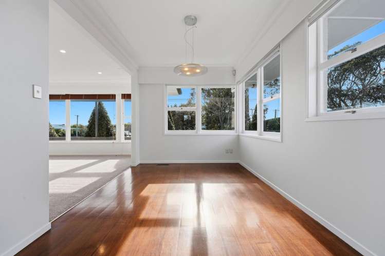 143 Riddell Road 1670_6