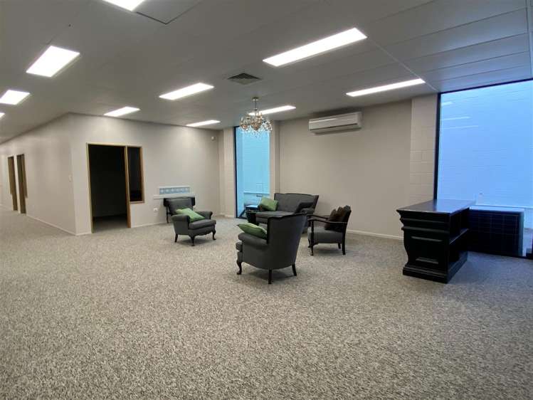 GF 28 Liverpool Street Hamilton Central_1