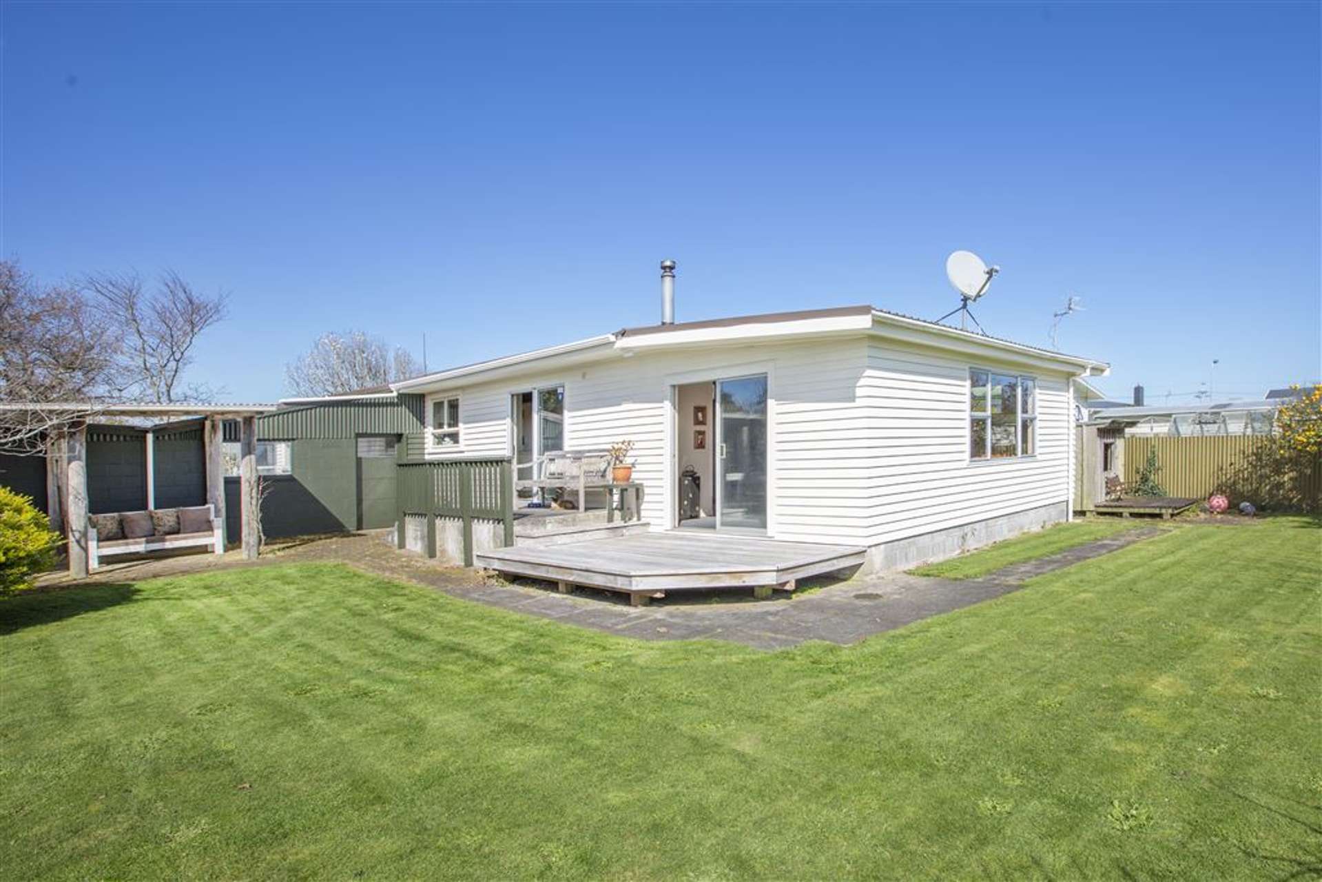 74 Reid Avenue Hawera_0