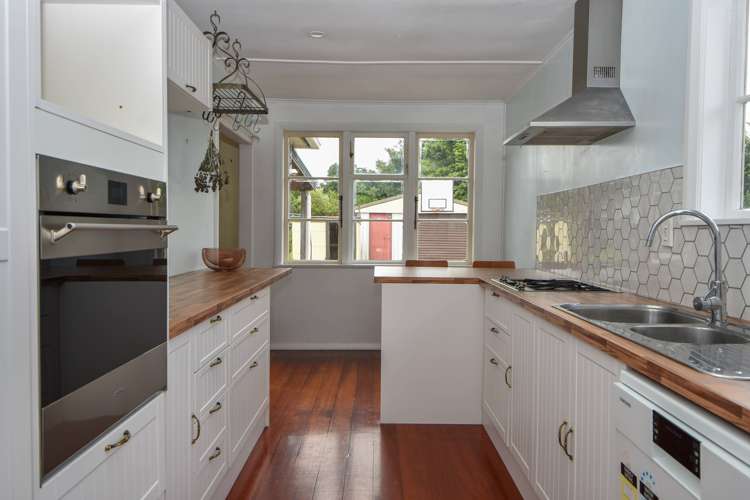 2 Kent Street Carterton_2