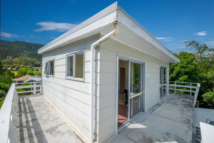 5 Cornwall Place Tata Beach_14