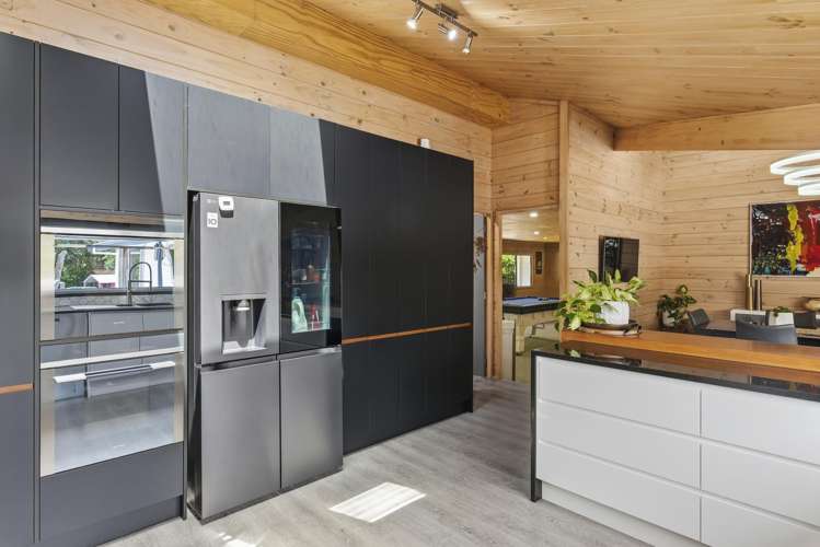 126 Maui Pomare Road Nikau Valley_11