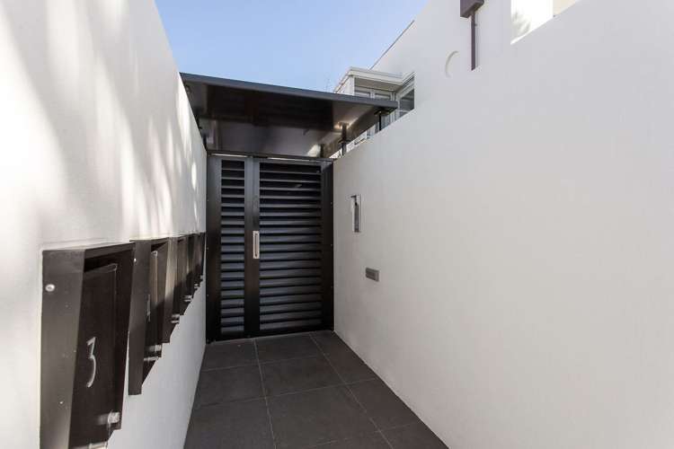 5/46 Esplanade Sumner_16