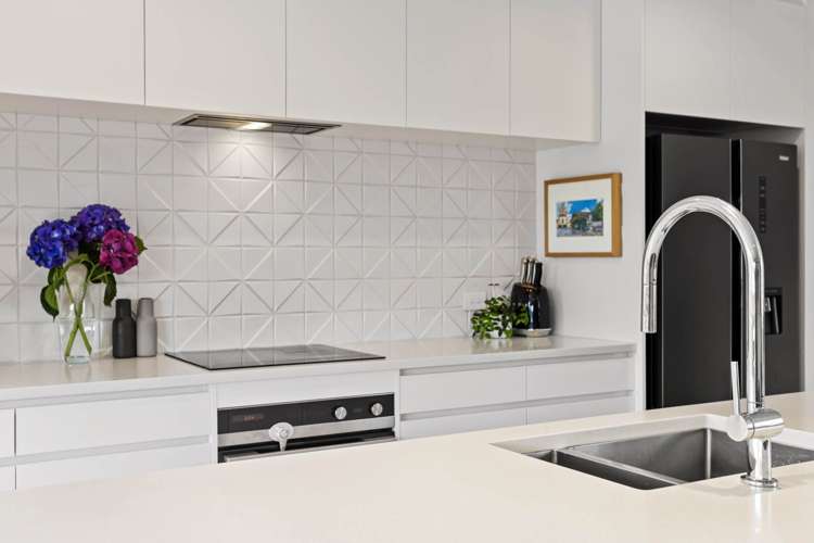 17 Langton Road Stanmore Bay_14