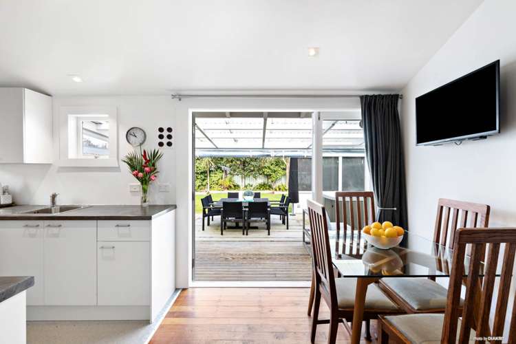 38 Kitchener Road Sandringham_4