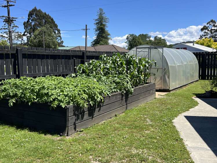 120 Shiel Street Reefton_6