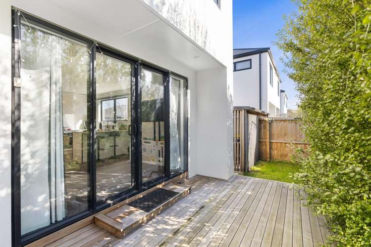 70E Olliviers Road Phillipstown_11