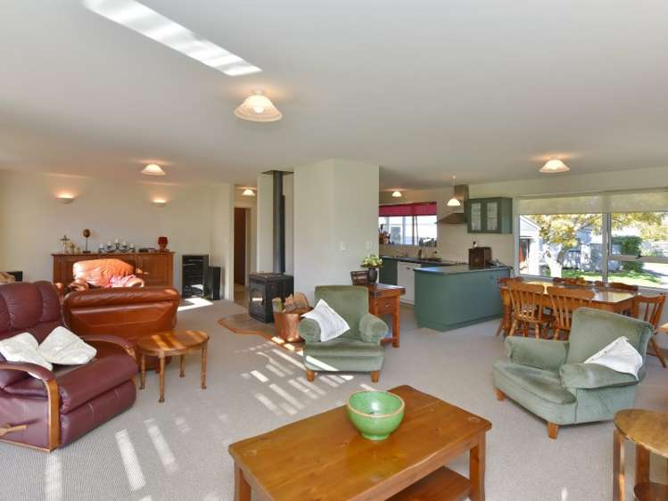 38 Woodend Beach Road Woodend_6