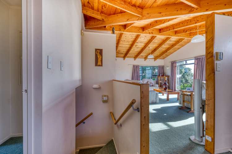 55 Seaview Road Cable Bay_13