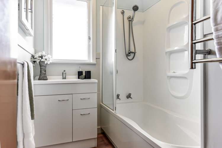 86 Ranui Street Dinsdale_9