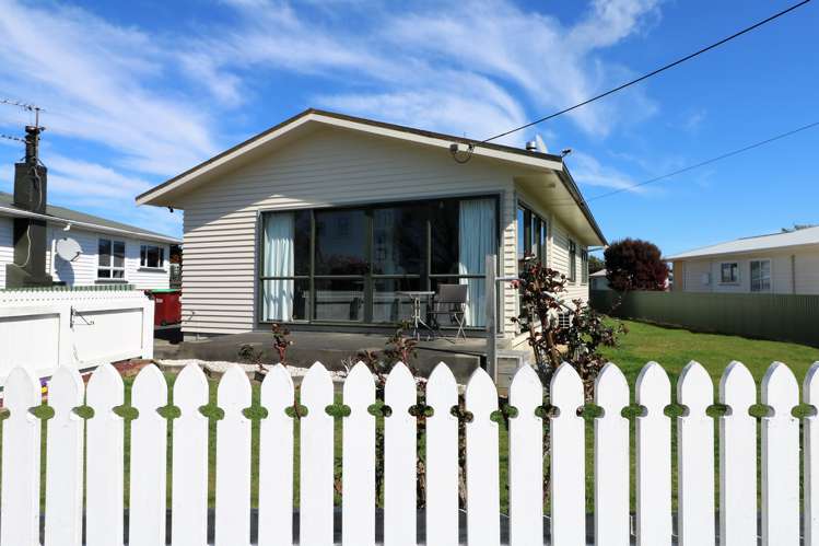 37 Costley Street Carterton_2