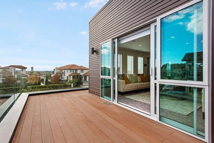 42 Milano Boulevard Karaka_14