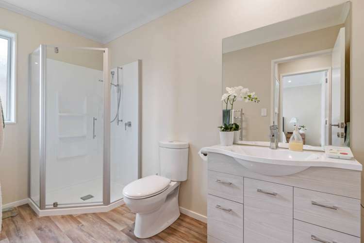 12 Kiteroa Terrace Rothesay Bay_13