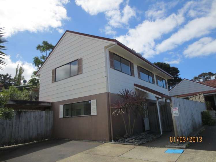 2/532 Whangaparaoa Road Stanmore Bay_0