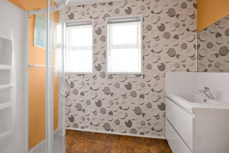 38 Tawa Street Hawera_16