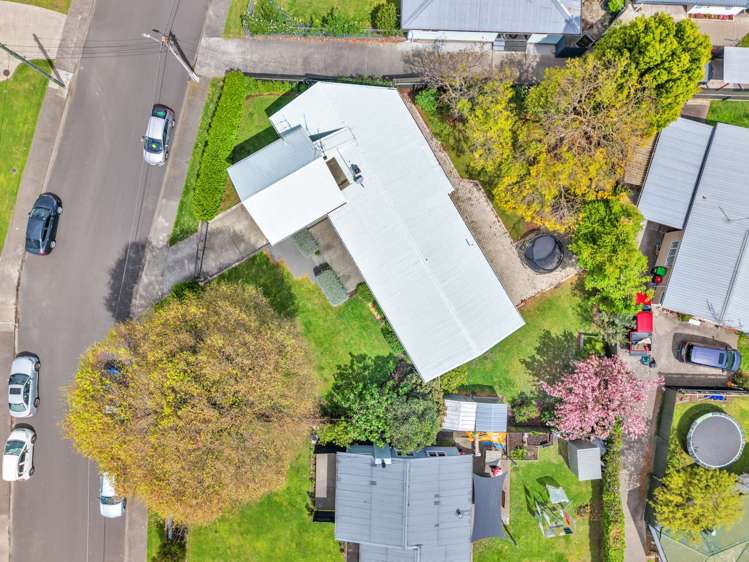 13 Eton Street Taradale_19