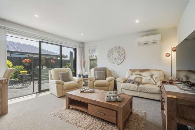 30 Shrimpton Avenue Woodend_3