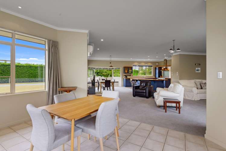 46 Stott Drive Darfield_11