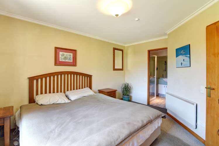 203/139 Fernhill Road Fernhill/Sunshine Bay_9