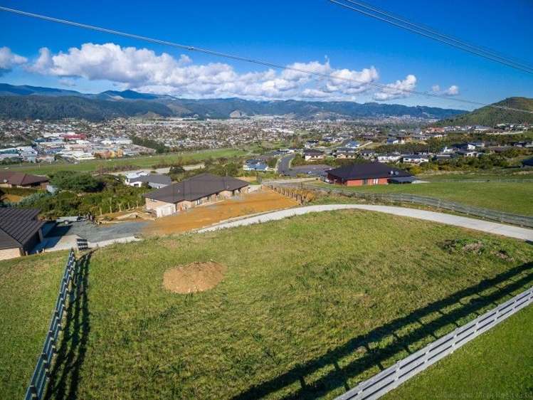 31 Percy Kinsman Crescent Riverstone Terraces_3