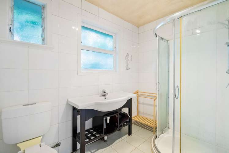 9 Beazley Place Glendene_11